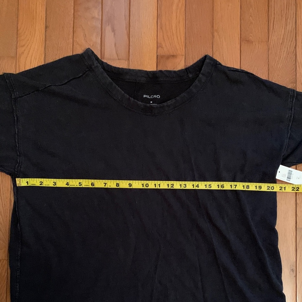 Anthropologie Pilcro Sustainable Boyfriend Tee (Washed Black) - Picture 16 of 17